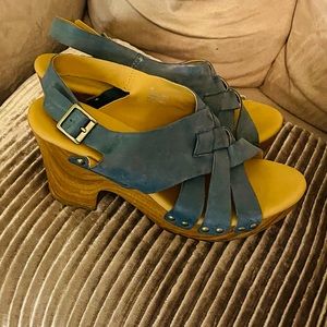 Korks Women's Shoes Blue Berengo Wood Heel Slingback US Size 8M 🦋🦋